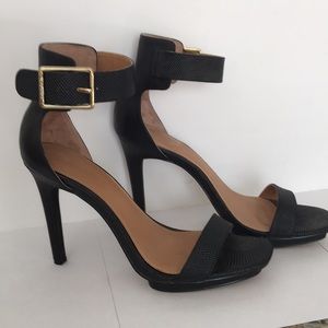 Black  Calvin Klein 4in. Platform pumps.